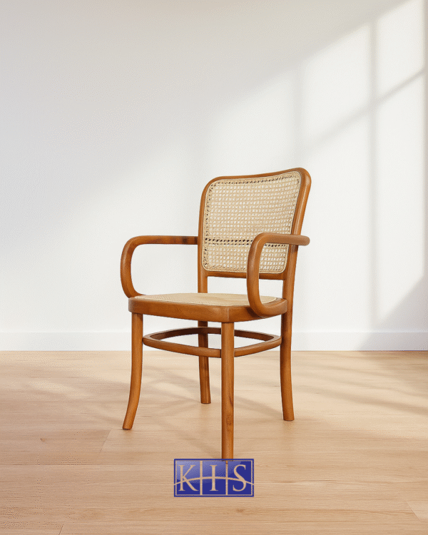 BOAH ARMCHAIR